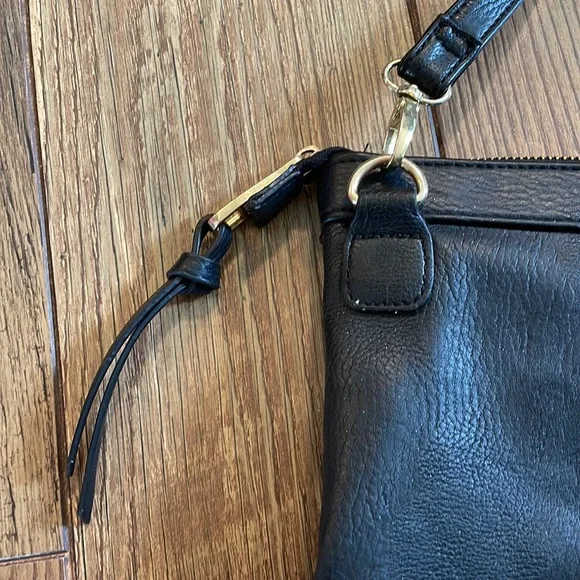 Steve Madden - Picture 3 of 5